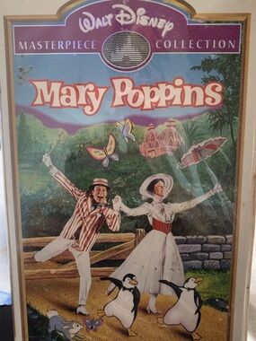 Disney Masterpiece Collection Purple and Gold Mary Poppins VHS Back